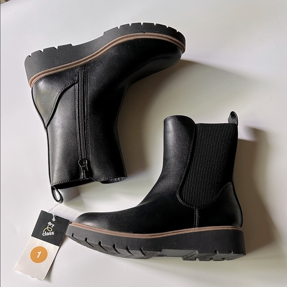 Art Class Chelsea Ankle Boots Faux Leather Black - Picture 2 of 12